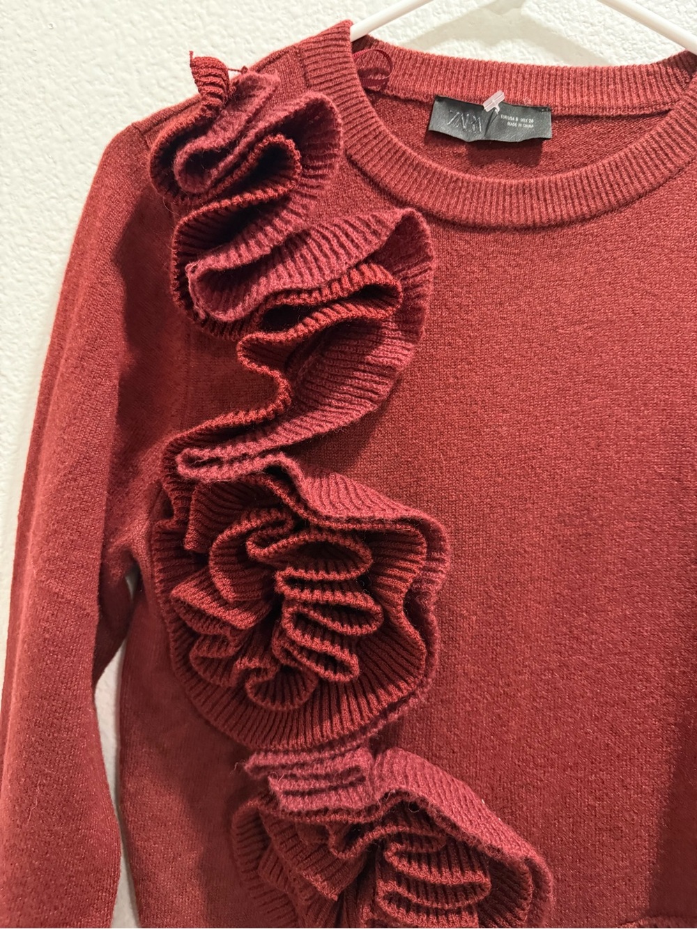 Zara Maroon Ribbed Knit Pullover - Picture 2 of 5